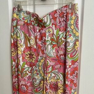 Boston Proper elastic band pants. Size S, medium is how it fits.